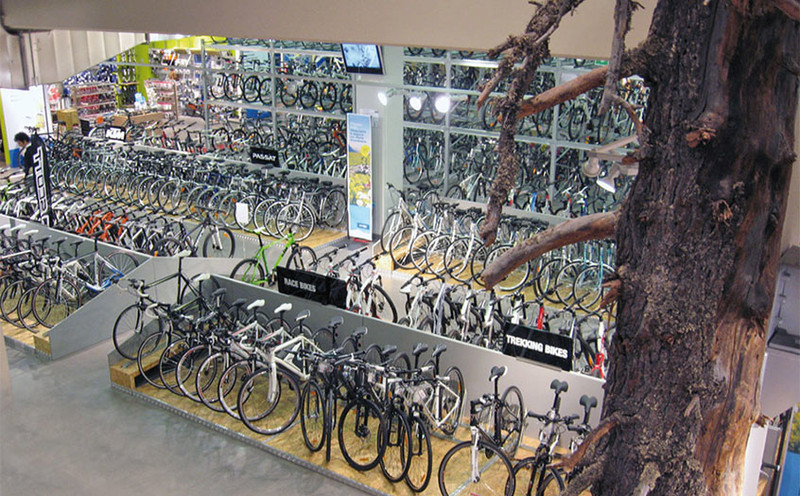 Rayonnage magasin vélo