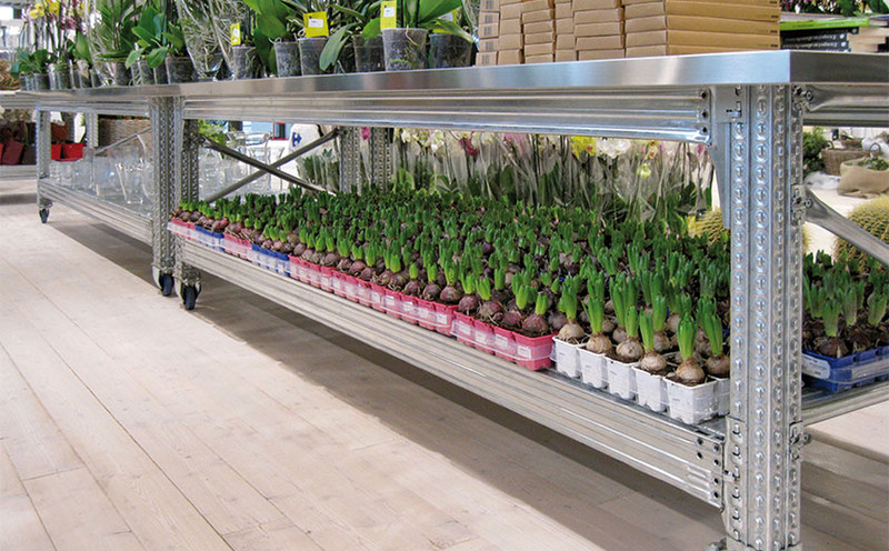 Table roulante pour plantes