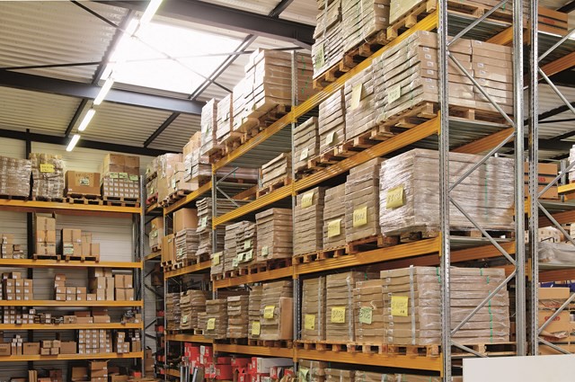 Rack stockage palettes