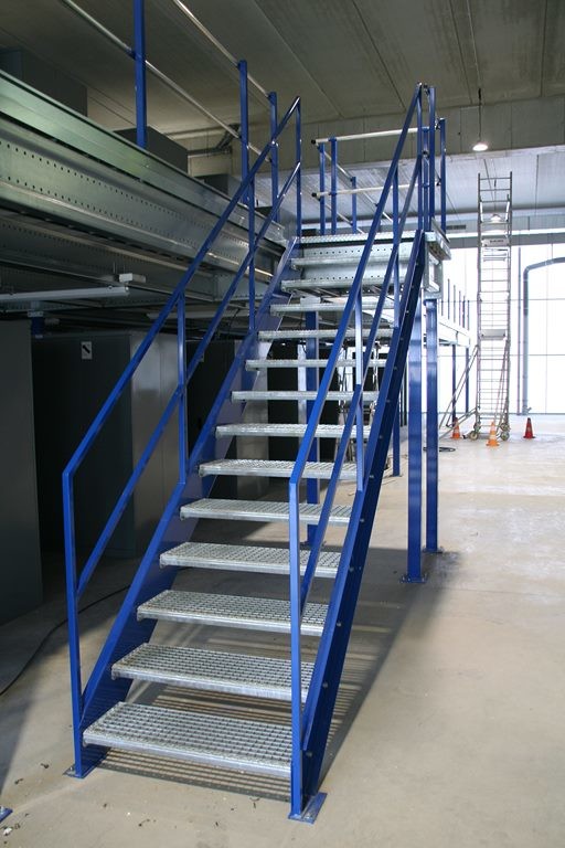 Escalier métallique Bleu